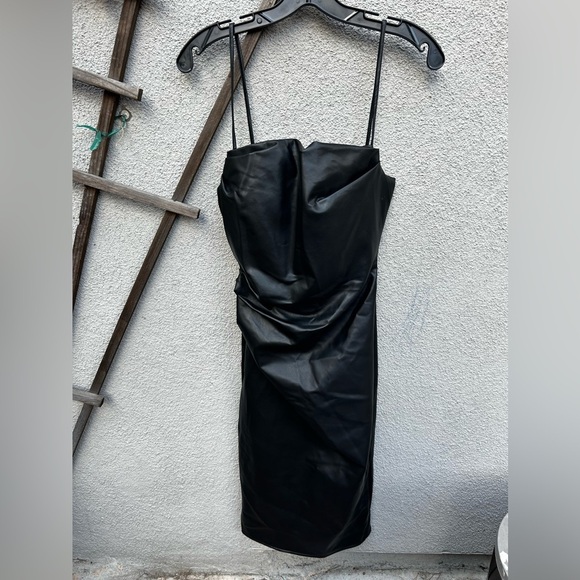 HOUSE OF CB 'Luanne' Black Vegan Leather Corset Midi Dress - Picture 6 of 13